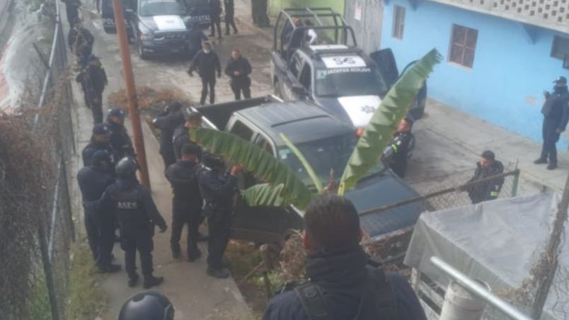 Tragedia En Ecatepec Persecución Y Balacera Termina Con Un Policía Muerto A Tiros La Roja